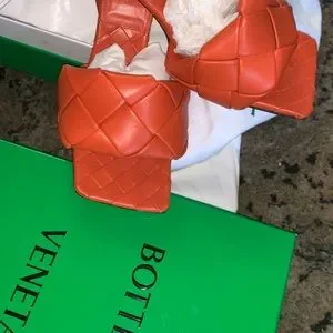 Bottega Veneta | Shoes | Only Worn Once Dust Bag Box Receipt  display picture 3